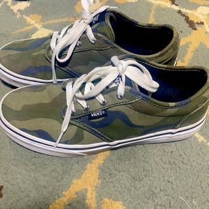 Vans Youth Size 5